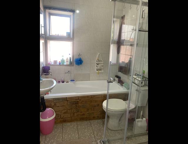 2 BEDROOM TOWNHOUSE FOR SALE IN NEW REDRUTH